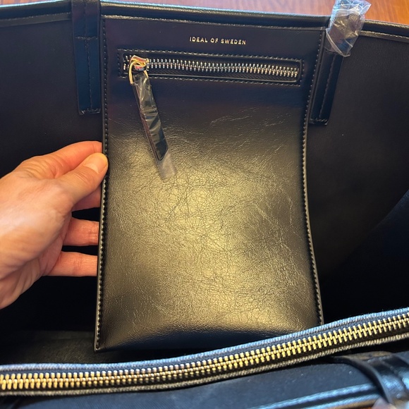 NWT Ideal Of Sweden Daria‎ Shopper Bag Denim Large Tote Bag with AirPod case - Picture 5 of 11